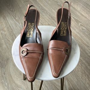 Salvatore Ferragamo Ginette Pointed
Slingback Heels Size 9